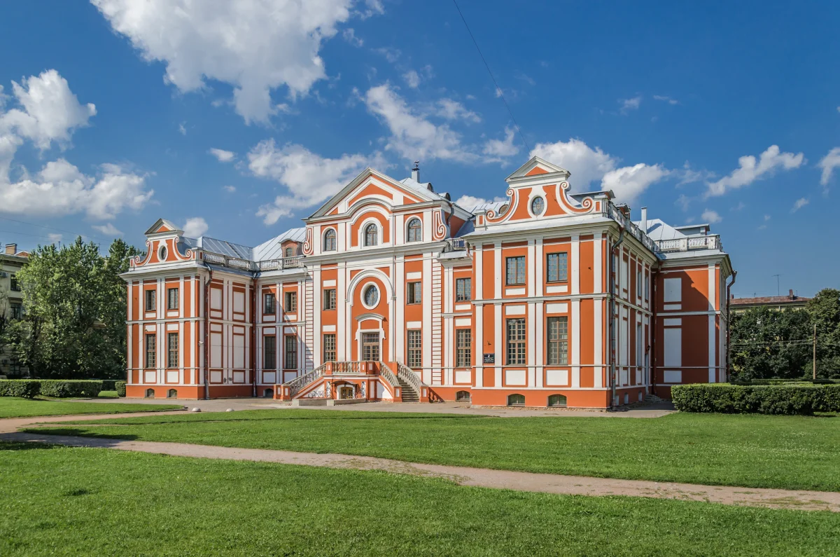 Невидимые сокровища: что скрывают фасады Петербурга Невидимые сокровища: что скрывают фасады Петербурга Петербург, архитектура, история, прогулки, детали, скульптура, зодчество