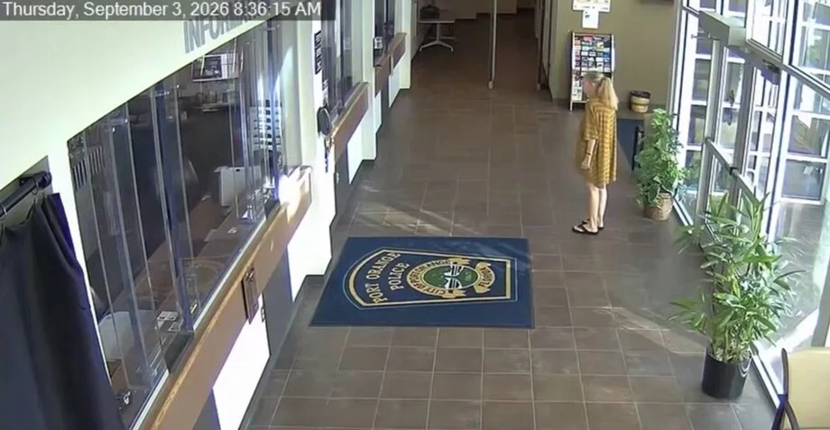 71-летняя женщина открыла стрельбу в участке и погибла: видео