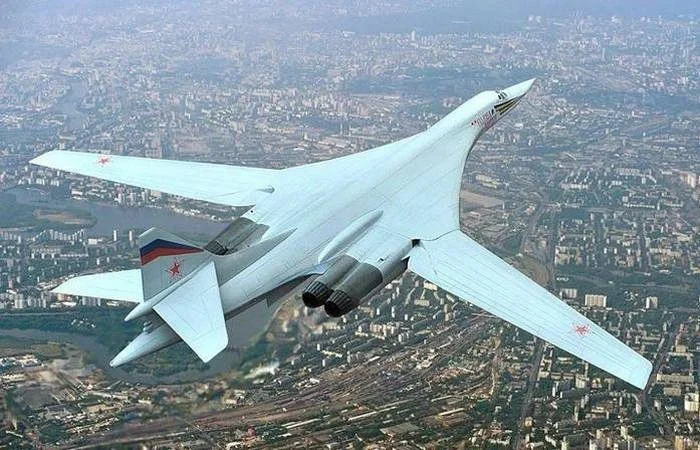 «Сотка»: как несостоявшийся убийца авианосцев подарил нам Су-27 авиация, история, Т-4, Сухой, бомбардировщик, СССР, военная техника