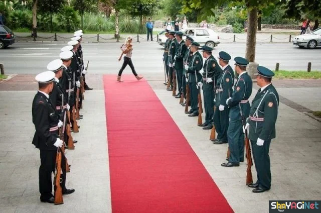 Мужчины сфотографировались и очень собой довольны мужские приколы, смешные фото, юмор, неудачные снимки, фотоприколы