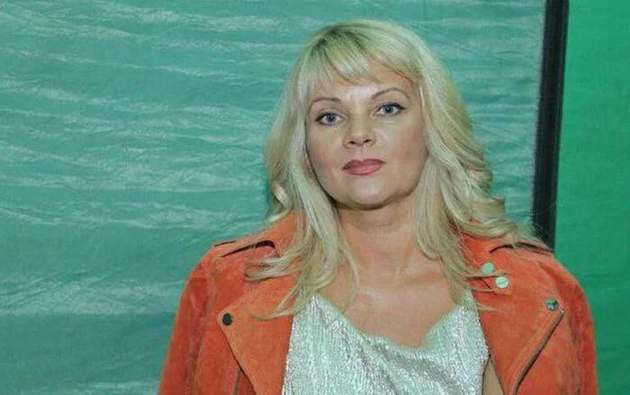 Певица, которую похоронили заживо: правда о Марине Журавлёвой Марина Журавлёва, Сергей Сарычев, Альфа, Белая черёмуха, эмиграция, 90-е, рэкет, пистолет, США, возвращение, шоу-бизнес, знаменитости