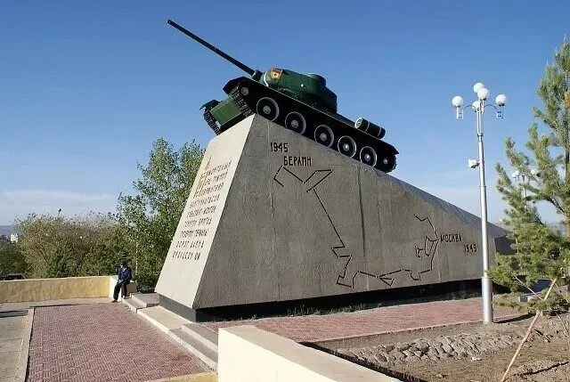 Монголия: союзник, который отдал последнее Монголия: союзник, который отдал последнее Монголия, СССР, война, история, ленд-лиз, помощь, танки, лошади, фронт