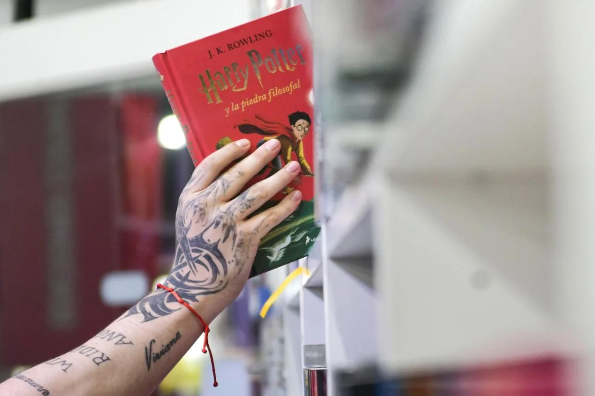 Книжные саги, которые затягивают на годы Книжные саги, которые затягивают на годы книги, литература, фэнтези, фантастика, чтение, обзор