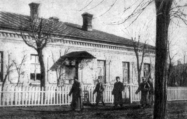 Сын, которого не было: реальная история лейтенанта Шмидта Сын, которого не было: реальная история лейтенанта Шмидта история, лейтенант Шмидт, революция, Севастополь, Очаков, самозванцы, Золотой телёнок
