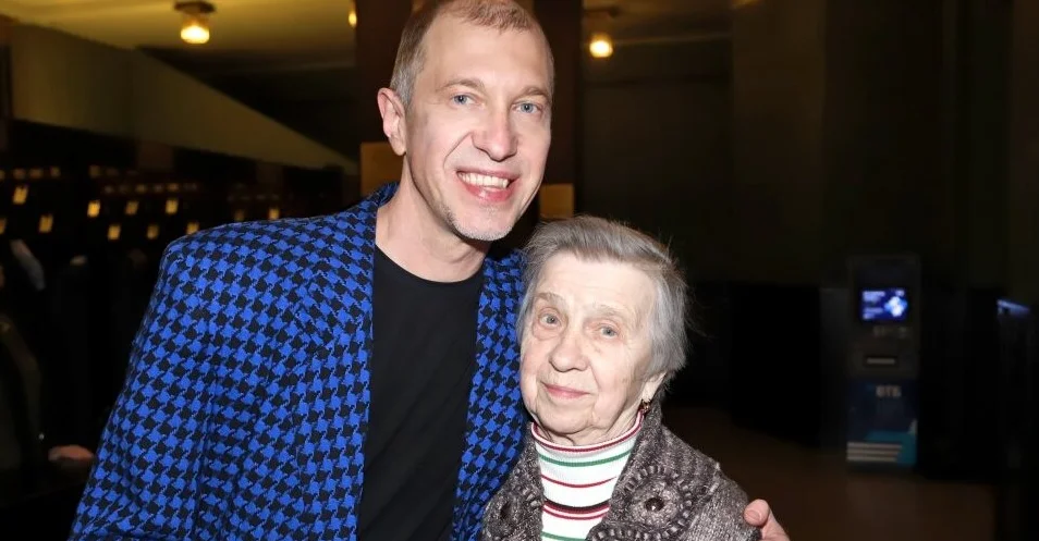 Умер Сергей Соседов: критик, который не боялся говорить звездам правду в лицо Сергей Соседов, музыкальный критик, ВИА Суперстар, смерть, Якутия, шоу-бизнес, знаменитости, Ольга Бузова, Алла Пугачева