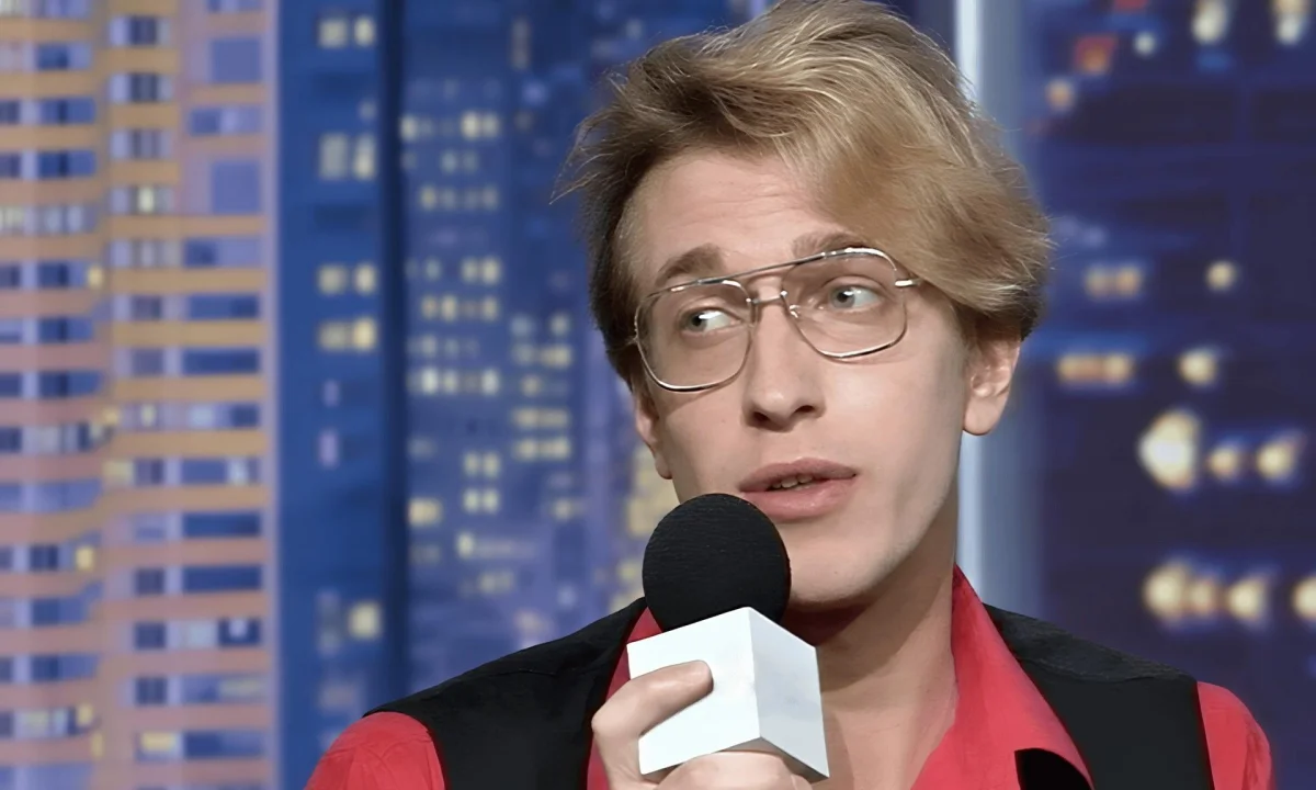Умер Сергей Соседов: критик, который не боялся говорить звездам правду в лицо Сергей Соседов, музыкальный критик, ВИА Суперстар, смерть, Якутия, шоу-бизнес, знаменитости, Ольга Бузова, Алла Пугачева