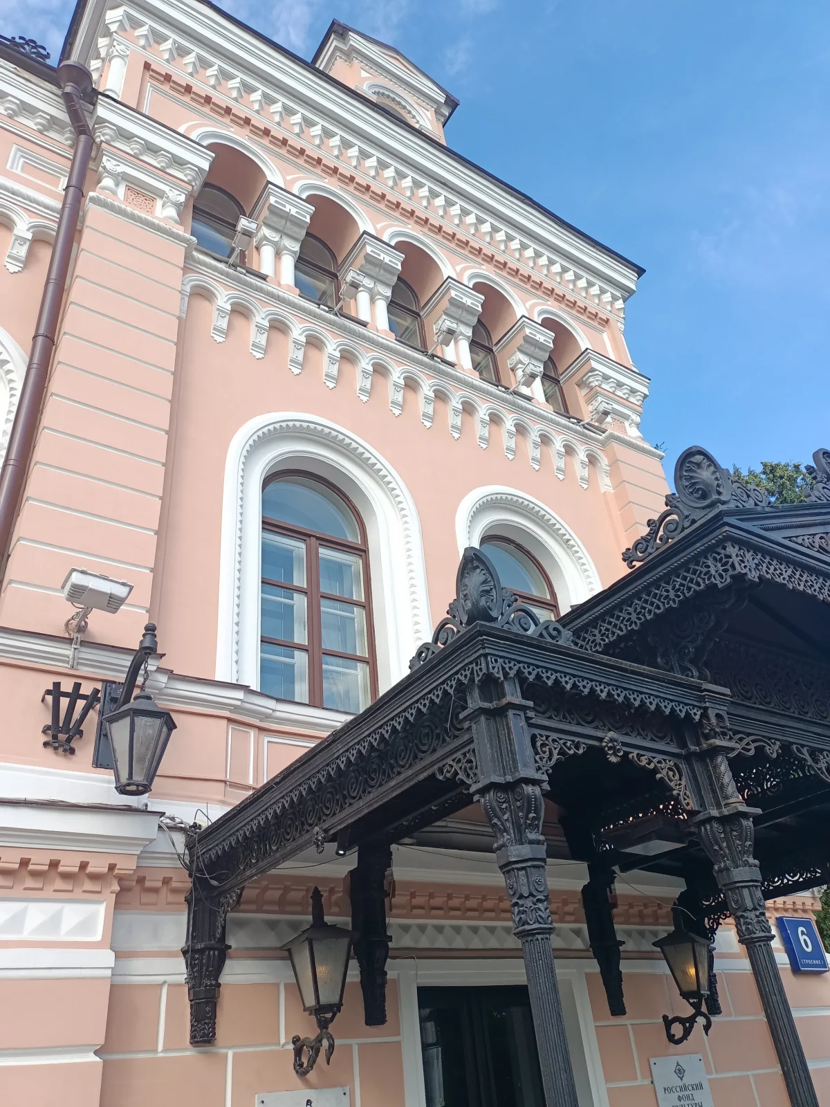 Москва, которую вы не видели: готика, рыцари и тайные залы Москва, архитектура, история, достопримечательности, фотографии