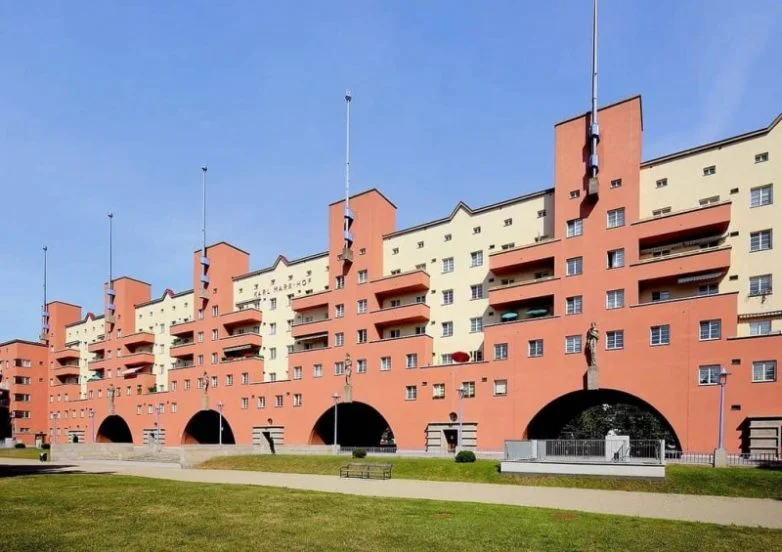 10 домов, которые тянутся на километры архитектура, рекорды, жилые дома, длинные здания, градостроительство, история