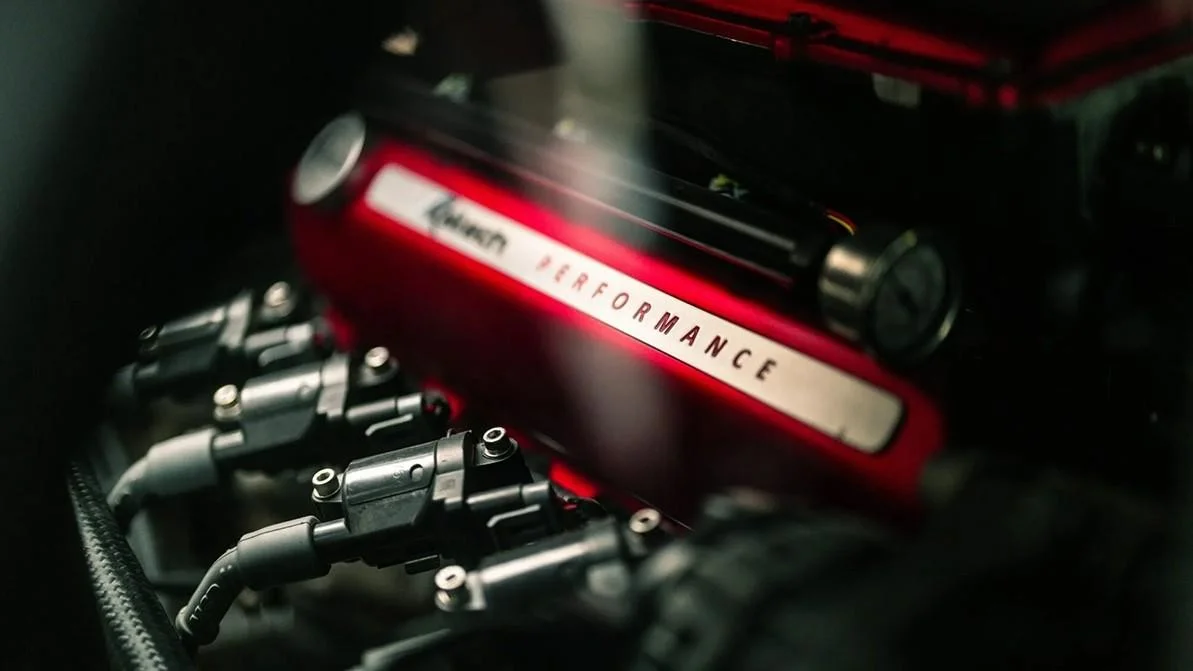Шестиколёсная Ferrari Testarossa от Gas Monkey Ferrari, Testarossa, Gas Monkey, тюнинг, шестиколёсный, суперкар, V8, Chevrolet Corvette