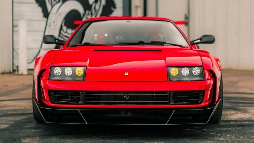 Шестиколёсная Ferrari Testarossa от Gas Monkey Ferrari, Testarossa, Gas Monkey, тюнинг, шестиколёсный, суперкар, V8, Chevrolet Corvette