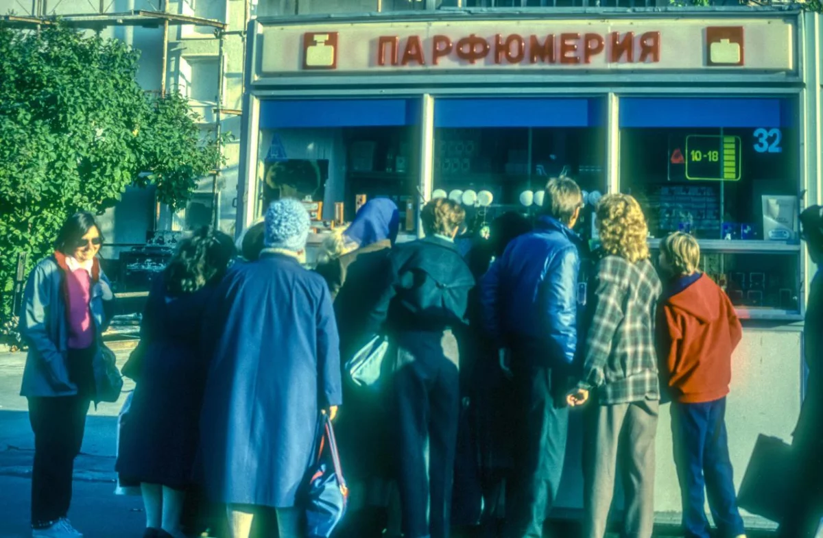 Советский арсенал против пота: сода, «Шипр» и свежая хвоя Советский арсенал против пота: сода, «Шипр» и свежая хвоя СССР, история, гигиена, быт, дезодорант, одеколон, сода, советское время