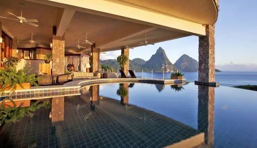 Отель, который растворился в горе Отель, который растворился в горе Jade Mountain, Сент-Люсия, курорты, бассейн-инфинити, медовый месяц, тропики, отдых
