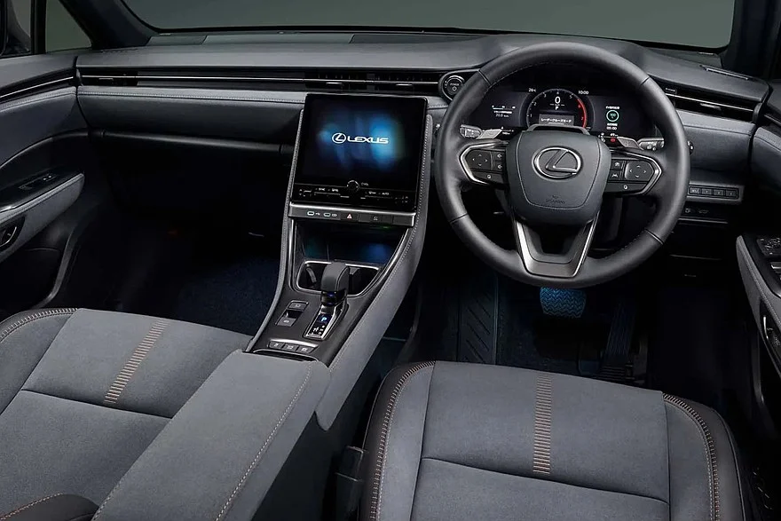 Lexus LBX прокачали после Нюрбургринга Lexus LBX прокачали после Нюрбургринга Lexus LBX, Lexus, кроссовер, гибрид, автоновости, Morizo RR, Япония