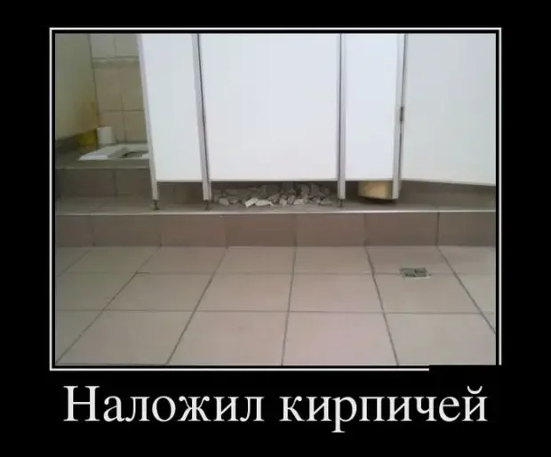 Когда скрип в доме — это не ремонт, а призрак Когда скрип в доме — это не ремонт, а призрак привидение, странные звуки, дом, ремонт, юмор, картинки, подборка, мистика