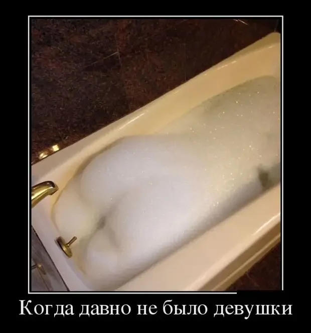 Когда скрип в доме — это не ремонт, а призрак Когда скрип в доме — это не ремонт, а призрак привидение, странные звуки, дом, ремонт, юмор, картинки, подборка, мистика