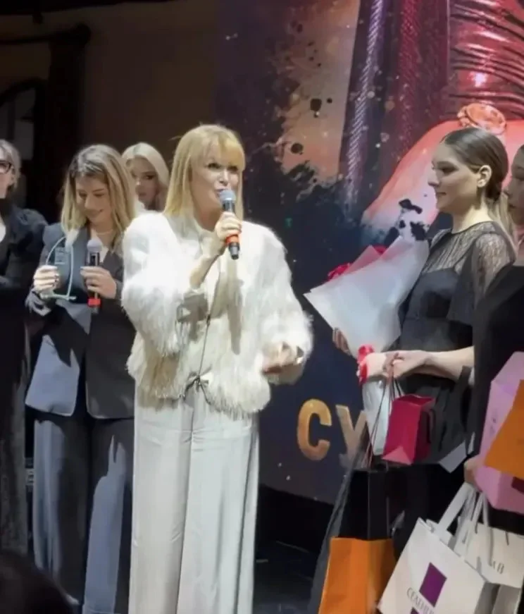 Звёзды на премии Moda topical: Киркоров и Алексеева вместе Оксана Фёдорова, Филипп Киркоров, Валентина Алексеева, Олеся Судзиловская, Moda topical, премия, звёзды
