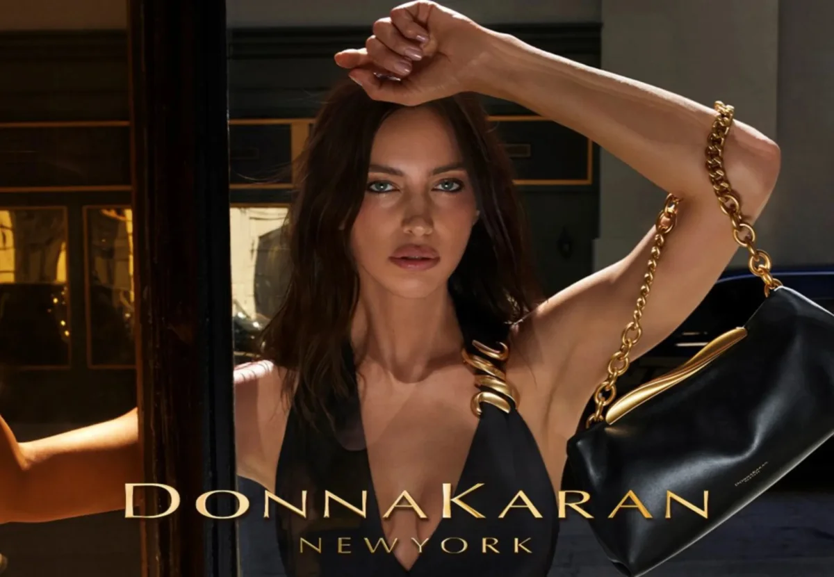 Шейк в чёрном: новая реклама Donna Karan